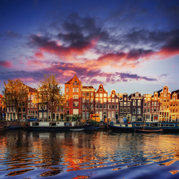 best hostels netherlands