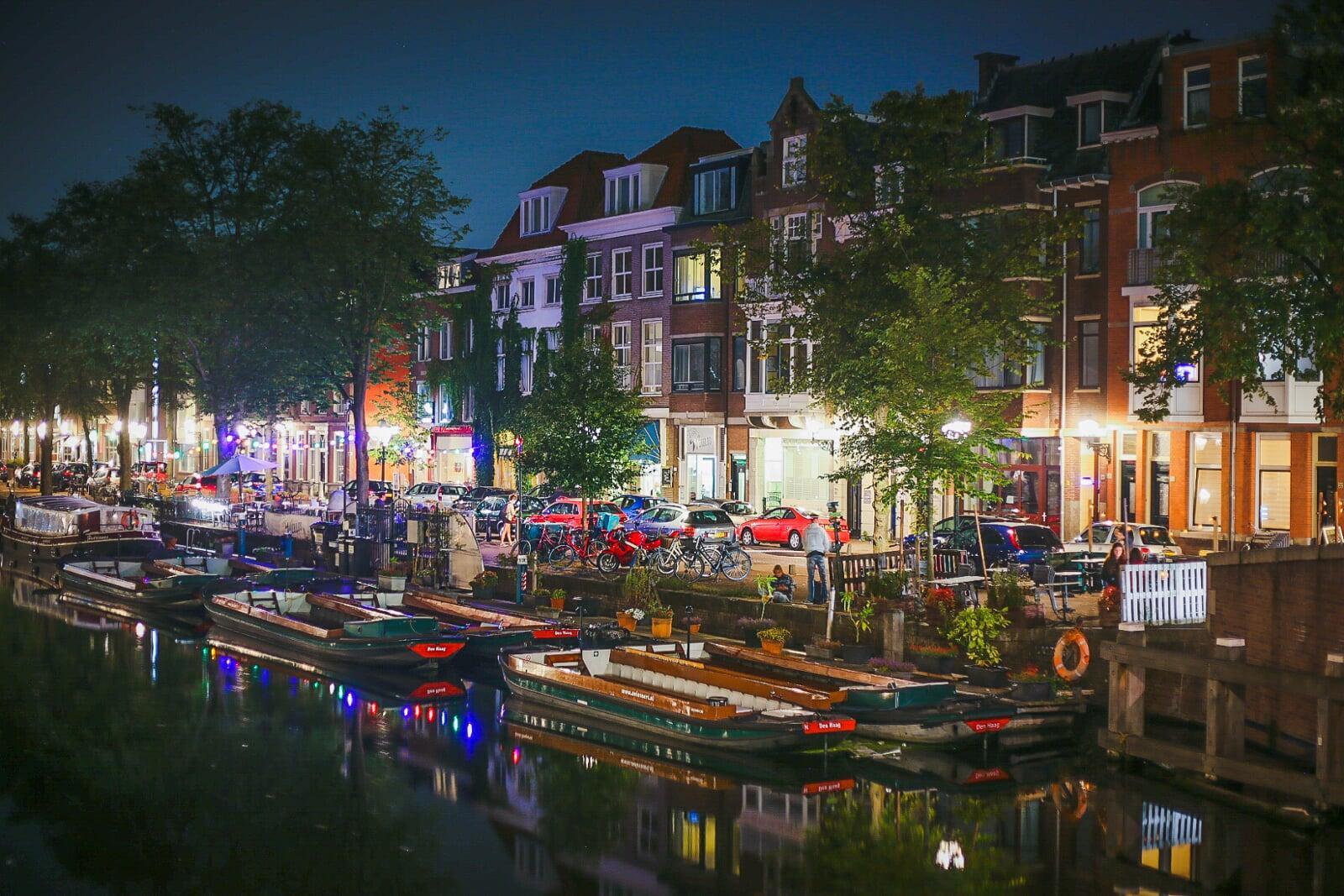 Bierkade canal, Den Haag